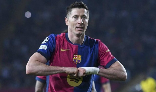 下赛季38岁该去意甲养老了尤文米兰争夺莱万经纪人将前往意大利