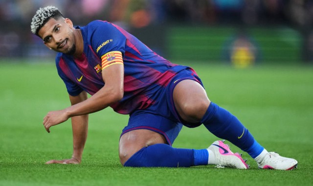 亚马尔伤退无缘改写巴萨西甲历史，费兰能否接棒冲破比利亚十八球？