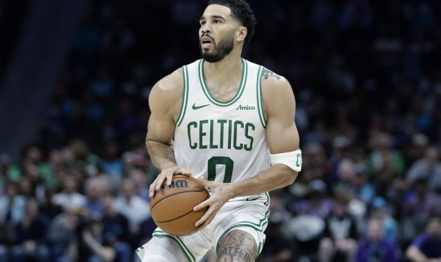 塔图姆32+8普里查德28+6+6 凯尔特人胜黄蜂